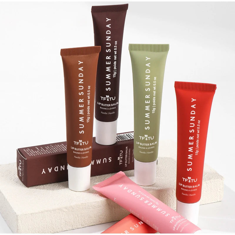 💄 Moisturizing Lip Balm – Nourishing and Softening Lips (15ml)